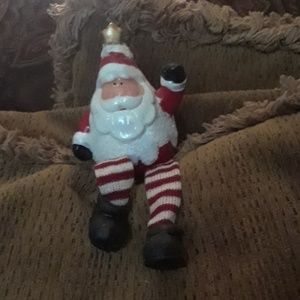 Fist pumpin SANTA shelf sitter